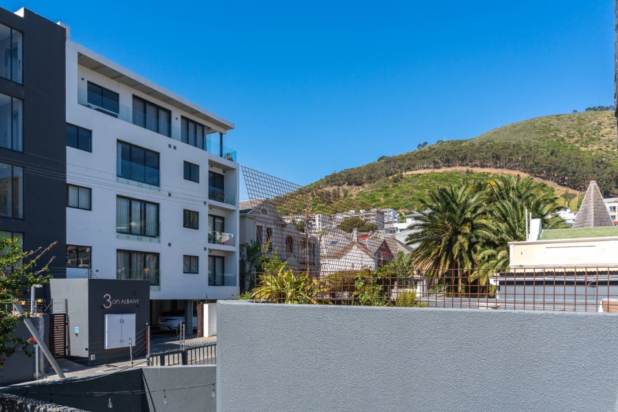 2 Bedroom Property for Sale in Sea Point Western Cape